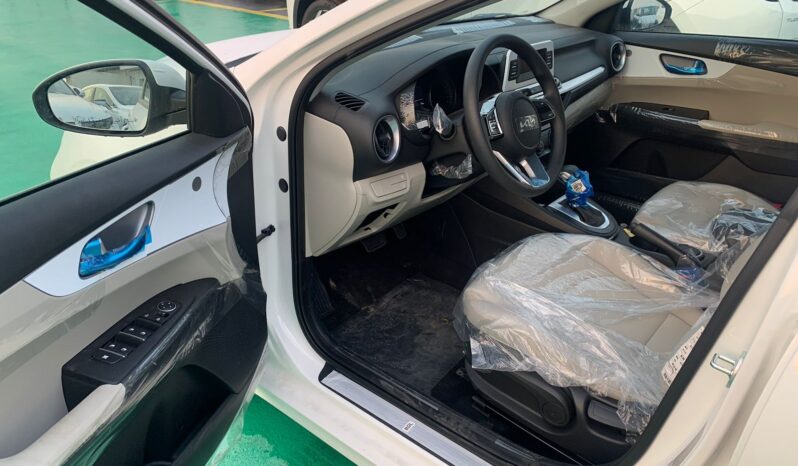 2024 New Kia Cerato 1.6L naturally aspirated 4-Cylinder White Beige