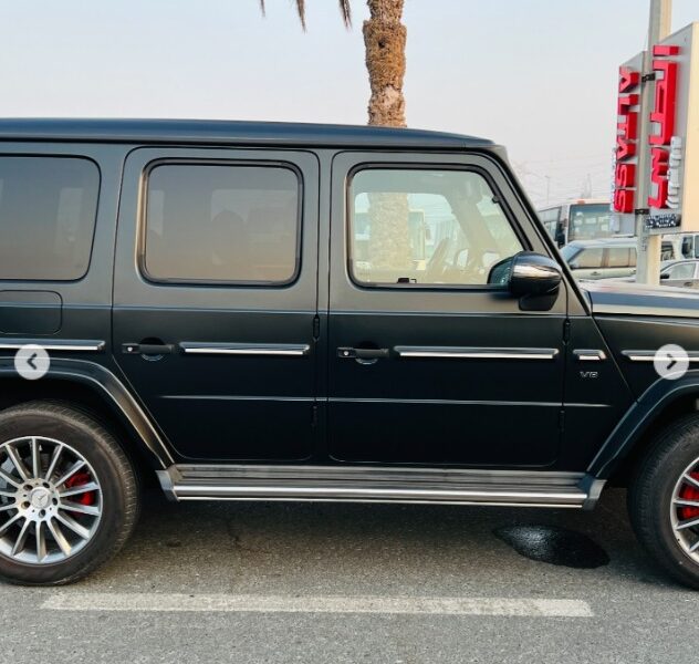 2019 MERCEDES BENZ G 550 4.0L biturbo V8 FULL OPTION Black Red