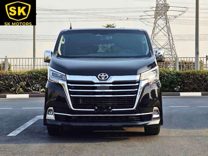 2023 Toyota Granvia PREMIUM 3.5 V6 GCC EXCELLENT CONDITION Black