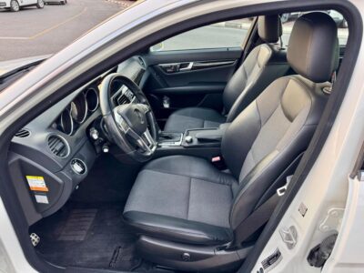 2014 Mercedes-Benz C300 V6 engine 3.5-liter White Grey
