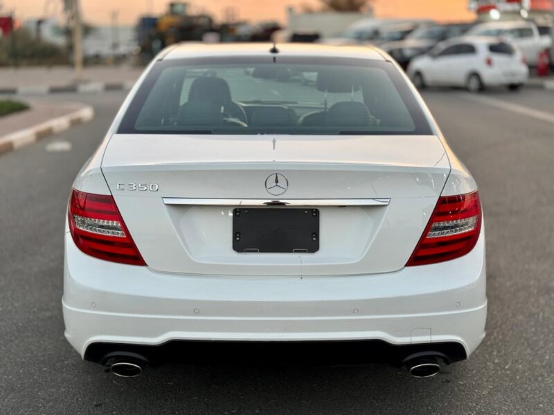 2014 Mercedes-Benz C300 V6 engine 3.5-liter White Grey