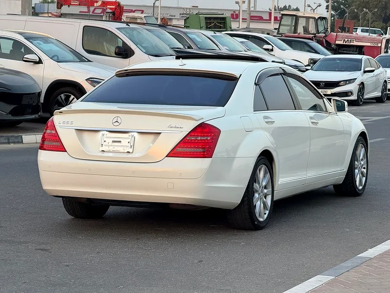 2008 Mercedes-Benz S-Class S 550 Excellent Condition White Brown