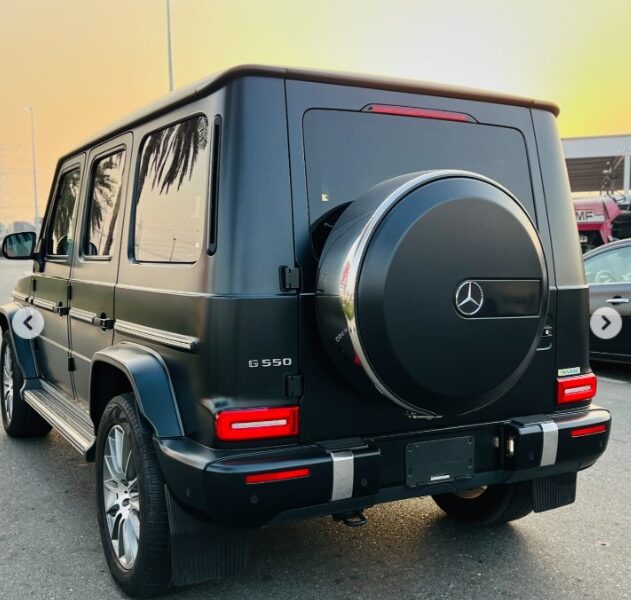 2019 MERCEDES BENZ G 550 4.0L biturbo V8 FULL OPTION Black Red