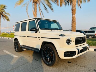 2020 MERCEDES BENZ G 63 AMG 4.0-liter V8 biturbo Engine Black White