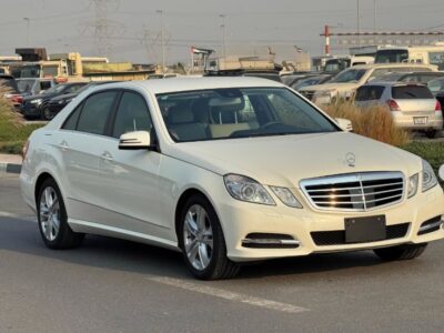 Mercedes Benz E350 3.5-liter V6 Engine 2013 Very Clean Car White
