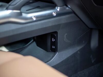 2025 Jetour T2 2.0L 4WD TRIFLE EDITION Black Tan