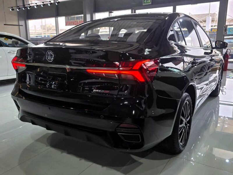 2025 MG MG5 Other 4-Cylinder Engine Full Option Black Sedan