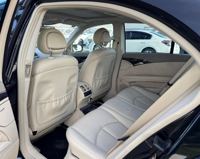 Mercedes Benz E320 3.2-liter V6 Petrol Engine 2004 Black Beige