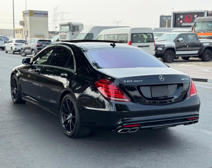 2015 MERCEDES BENZ S 63 AMG V8 AUCTION GRADE 4/B Black