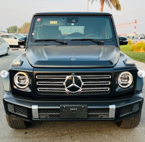 2019 MERCEDES BENZ G 550 4.0L biturbo V8 FULL OPTION Black Red