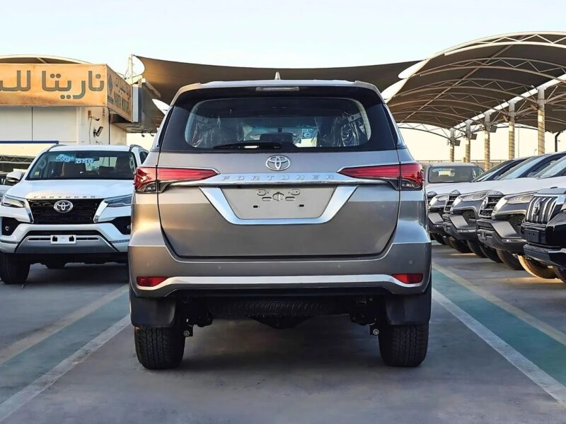 2024 Toyota Fortuner FULL OPTION 2.7L V4 PETROL GCC Bronze Black
