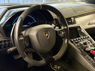 Lamborghini Aventador 6.5L V12 SV 2017 LP 750 4 SV Roadster Yellow Giallo