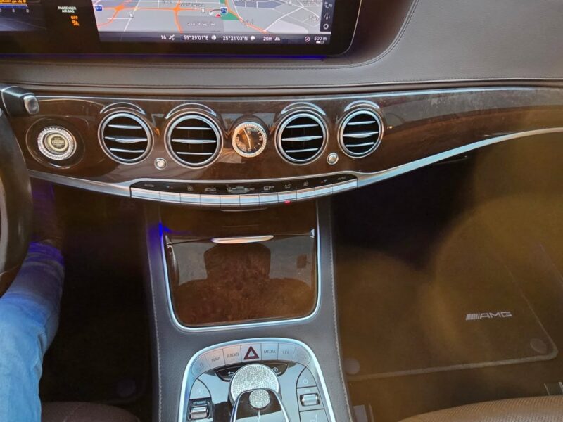 2018 Mercedes-Benz S450 3.0-liter twin-turbocharged V6 engine Black