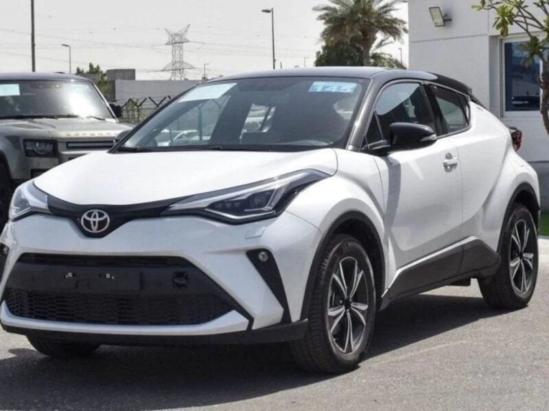 Toyota C-HR Toyota CHR Suffix Z2 1.2L Petrol AWD AT 2024 White Black