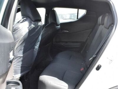 Toyota C-HR Toyota CHR Suffix Z2 1.2L Petrol AWD AT 2024 White Black