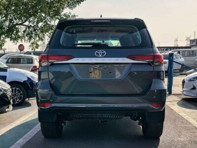 2023 Toyota Fortuner 2.7L V4 Engine PETROL Grey Tan