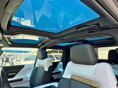 2024 GMC Hummer EV PICKUP 1.5L ELECTRIC GCC Specs White Black