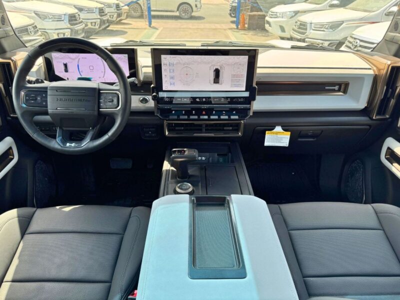2024 GMC Hummer EV PICKUP 1.5L ELECTRIC GCC Specs White Black