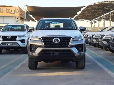 2024 Toyota Fortuner FULL OPTION 2.7L V4 PETROL GCC Bronze Black