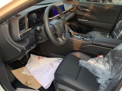 2023 Toyota Crown 2.5 L Inline‑4 Hybrid e‑CVT AWD White