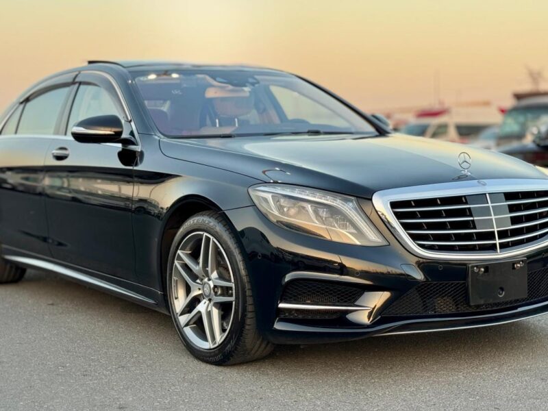 MERCEDES-Benz S 500 4.7L twin-turbocharged V8 Engine Black Beige 2014