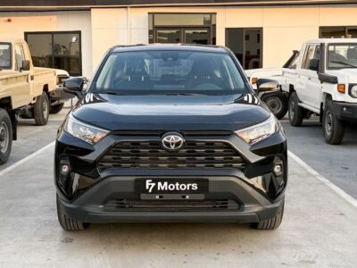 2025 Toyota RAV 4 2.0L Inline Cylinder Front Wheel Drive Black