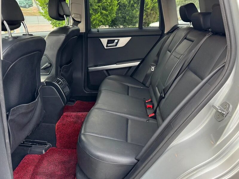 2010 Mercedes-Benz GLK-Class GLK 350 4matic Silver Black