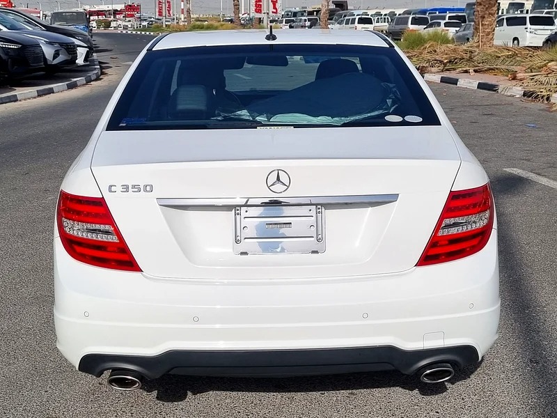 2013 Mercedes-Benz C-Class C350 White Black in Perfect Condition
