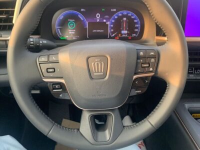 2023 Toyota Crown 2.5 L Inline‑4 Hybrid e‑CVT AWD White