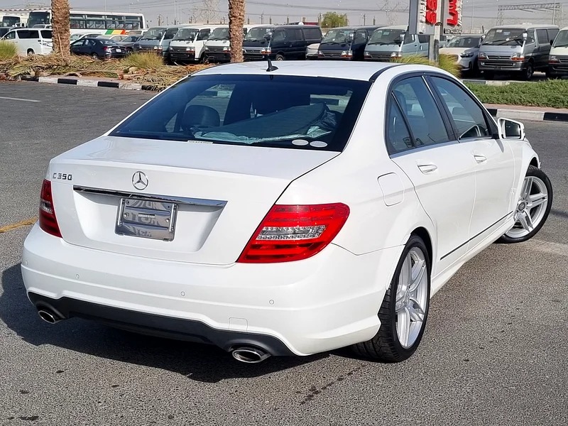 2013 Mercedes-Benz C-Class C350 White Black in Perfect Condition