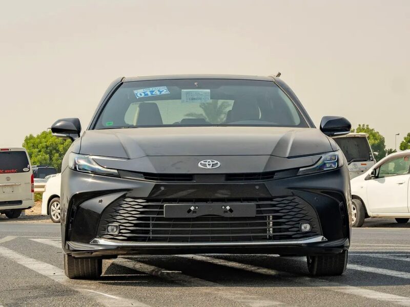 2025 Toyota Camry LE Camry LE4 Cylinder Engine Black Beige