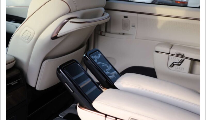 2025 Lexus LM 350h 2.5L 4-Cylinder Hybrid White Beige