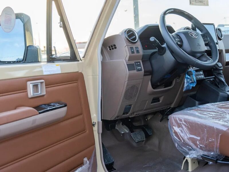 2025 Toyota Land Cruiser 79 series Other 4.0L 6-Cylinder Petrol Beige Brown