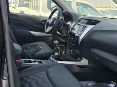 2024 Nissan Navara 2.3L twin-turbo diesel 4 Cylinder Engine Black