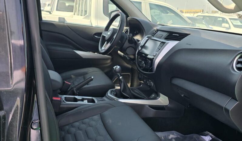 2024 Nissan Navara 2.3L twin-turbo diesel 4 Cylinder Engine Black