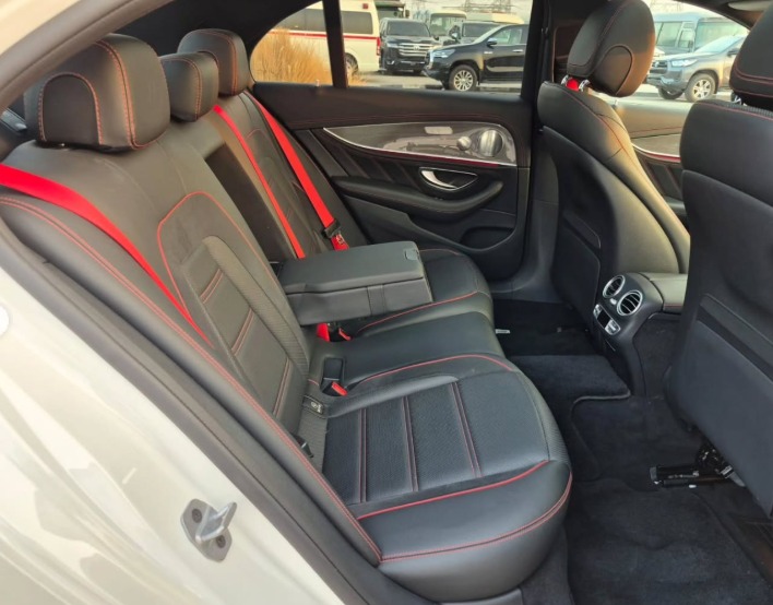 2019 MERCEDES BENZ E53 AMG V6 AUCTION GRADE 4.5/A Black White