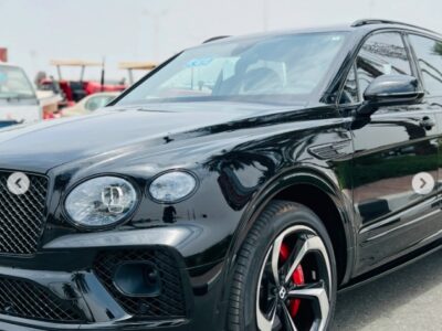 2023 BENTLEY BENTAYGA 4.0L Twin-Turbocharged V8 Black Beige CHASSIS GUARANTEE