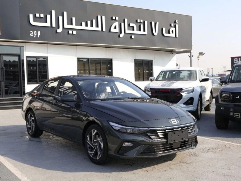 2025 Hyundai Elantra 4 Cylinder Engine Grey Black