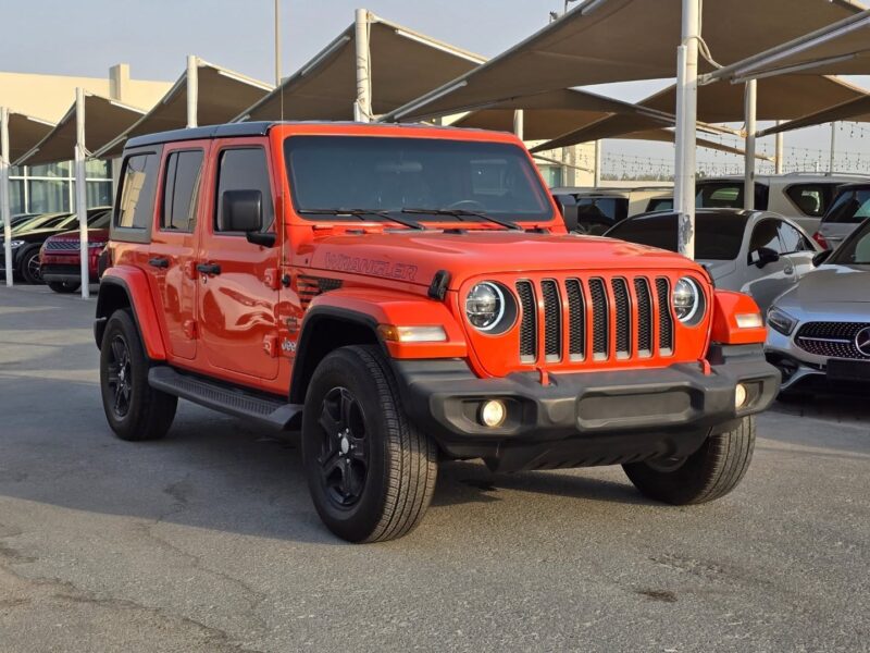 Jeep Wrangler Desert 2018 Orange Black in Very Good Condition
