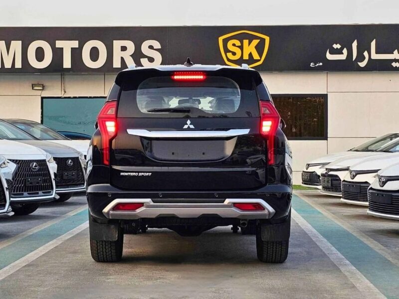 2025 Mitsubishi Montero Sport 3.0L 6 Cylinders Engine Black