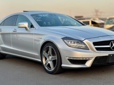 2012 Mercedes-Benz CLS 63 AMG 5.5-liter twin-turbocharged V8 Engine Silver