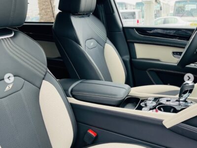 2023 BENTLEY BENTAYGA 4.0L Twin-Turbocharged V8 Black Beige CHASSIS GUARANTEE