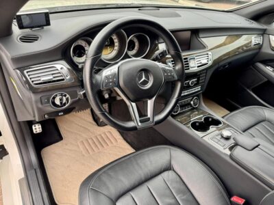 2012 Mercedes-Benz CLS 350 3.5L V6 Petrol Engine White Black
