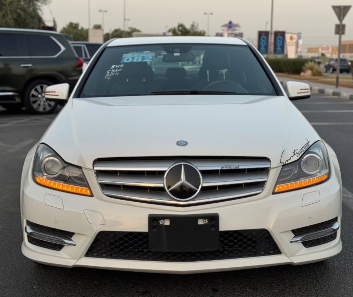 2014 MERCEDES BENZ C350 V6 Body Kit AMG AUCTION GRADE 4/B White Black