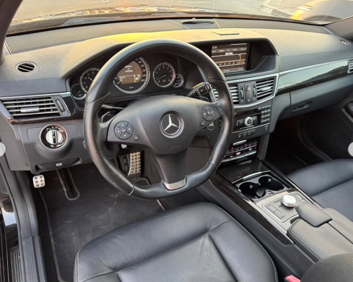 2009 MERCEDES BENZ E550 AMG BODY KIT V8 AUCTION GRADE 4/B Black