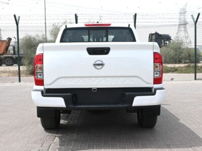 2023 Nissan Navara NISSAN NAVARA 2.5 PETROL SE 4X2 MT DC PLUS White Black