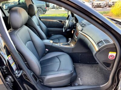 2008 Mercedes-Benz E-Class E 550 8 Cylinders Engine Black