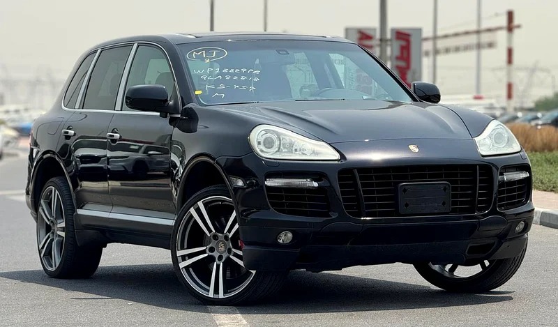 2009 Porsche Cayenne Turbo 8 Cylinder Engine Neat & Clean Car Black Brown