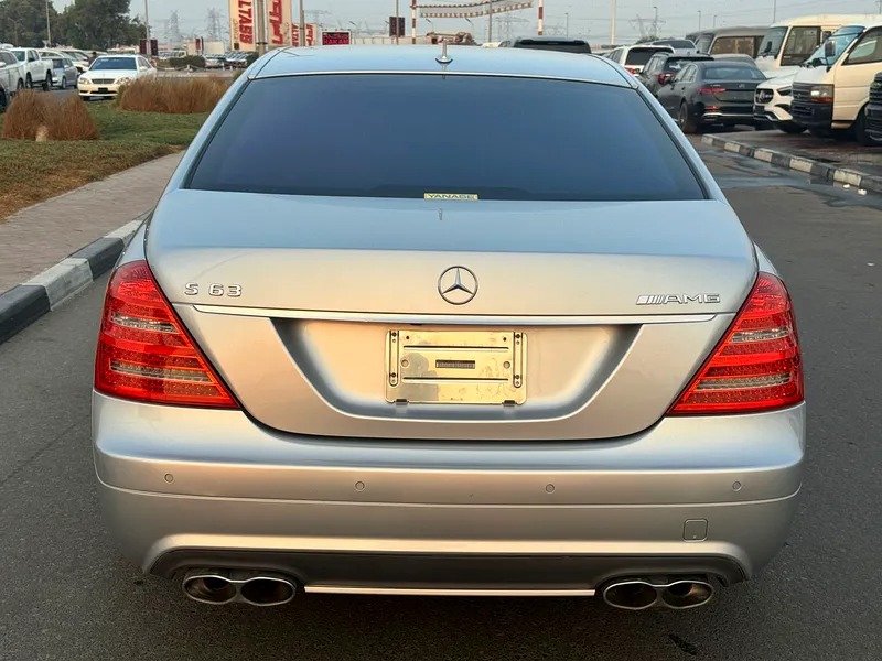 2008 Mercedes-Benz S-Class S 550 in Perfect Condition Silver Black
