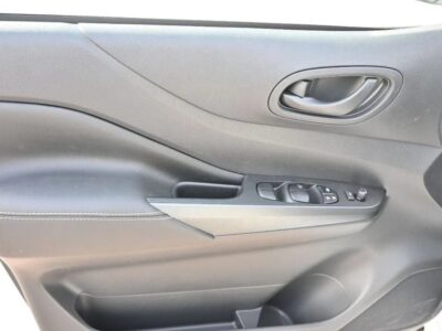 NISSAN NAVARA 2.5L DIESEL PRO4X 4X4 WHITE DC AT 2025 White Grey